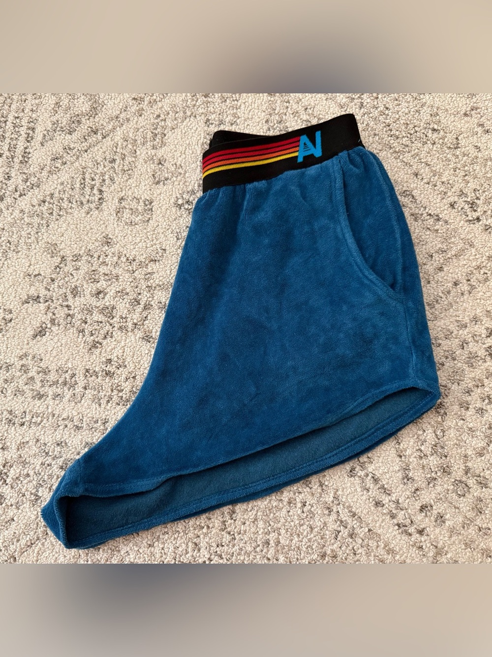 Aviator Nation Logo Stripe Women’s Velour Lounger Shorts Sz Small in Caribbean - Picture 4 of 9
